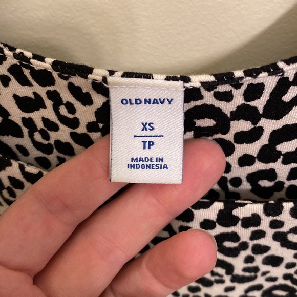 Old navy midi dress - Picture 3 of 3